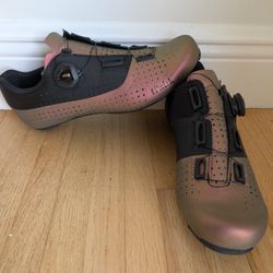 Fizik Tempo Overcurve R4 Iridescent Cycling Shoe