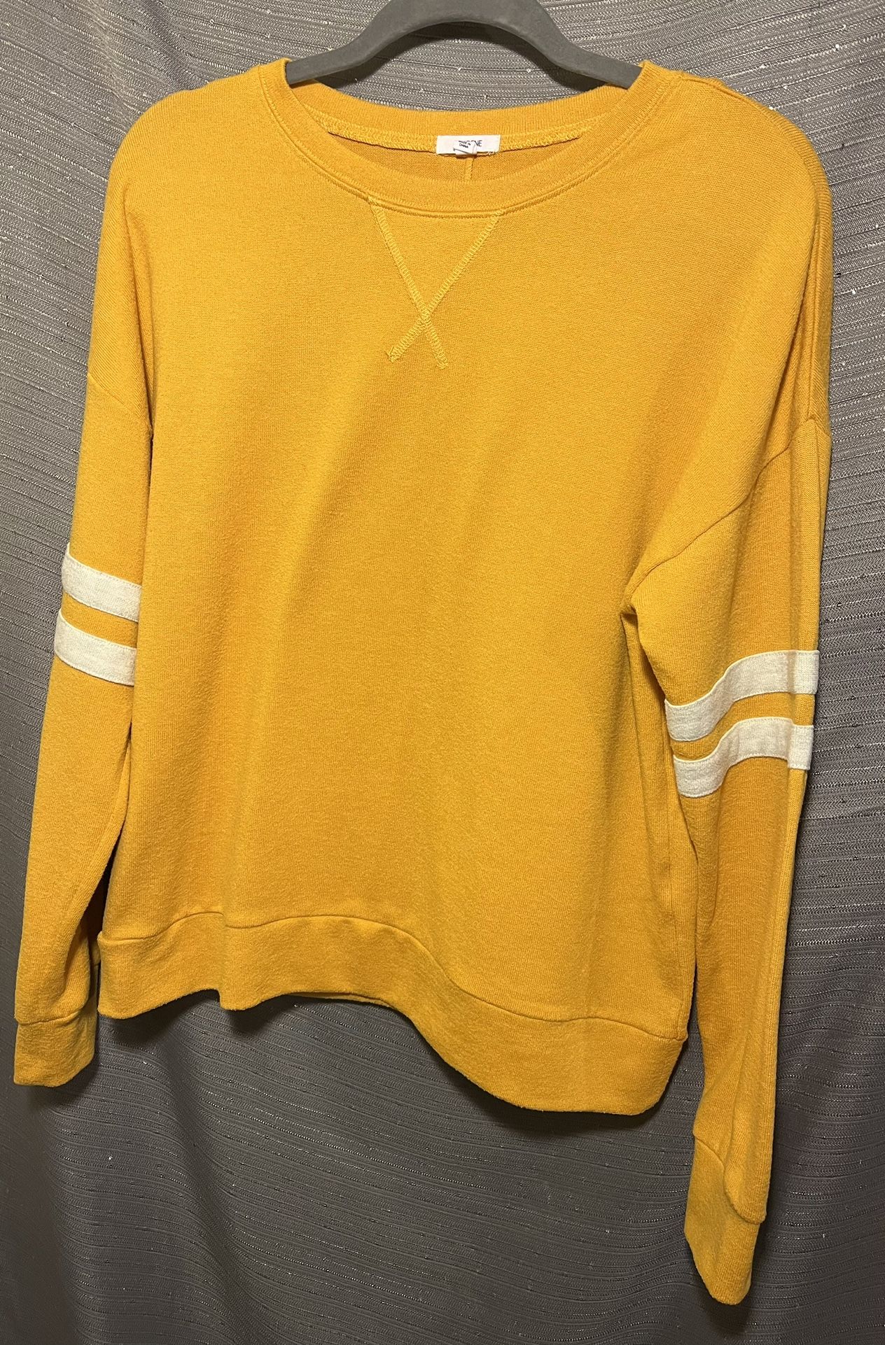 Ardene Gold/Yellow/White Stripe Sweater  Size Large