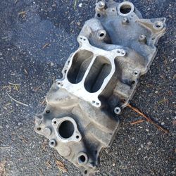 ALUMINUM INTAKE FOR SB CHEVY!! 75$ 