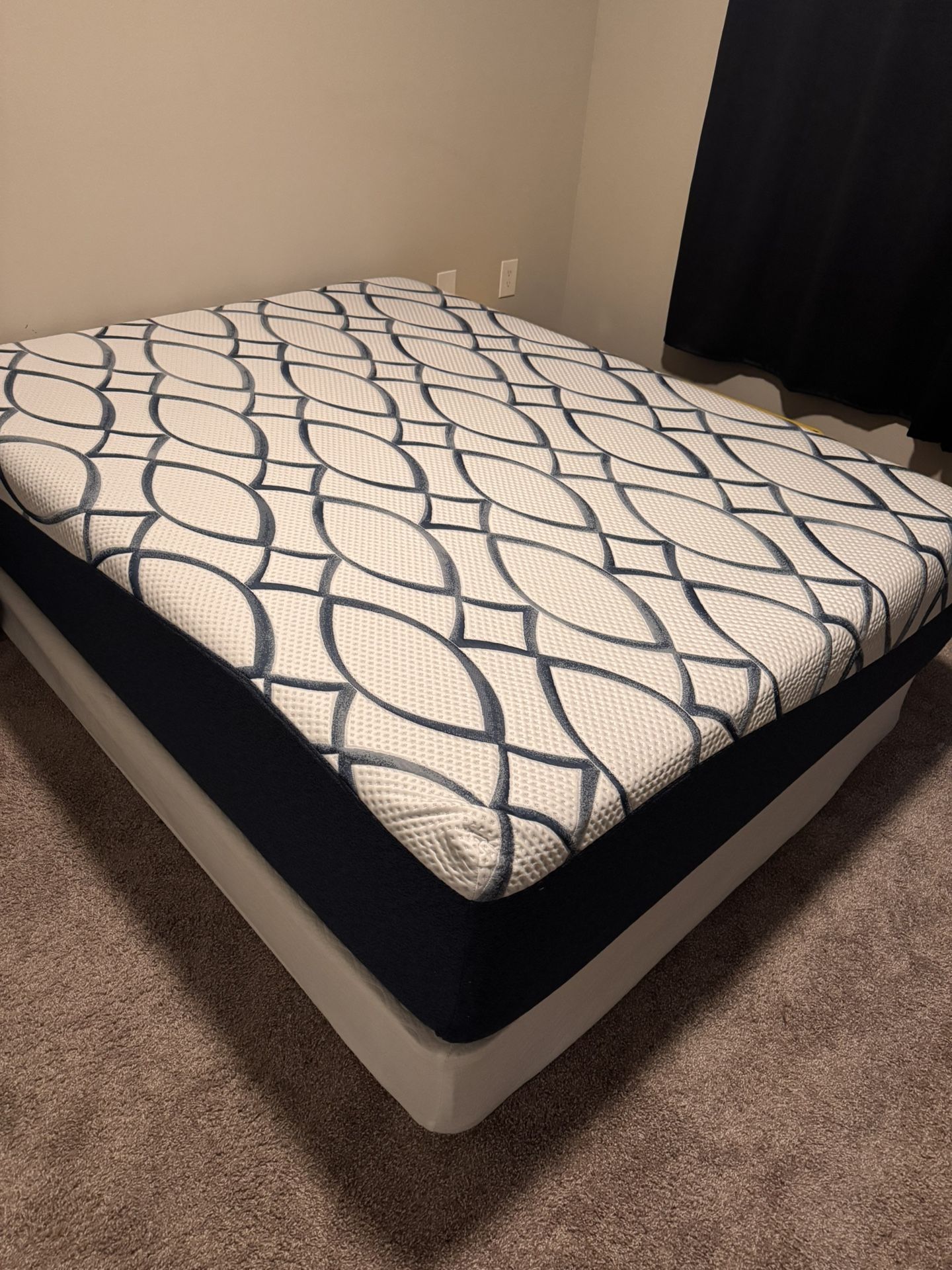 Queen Size Mattress & Box Spring