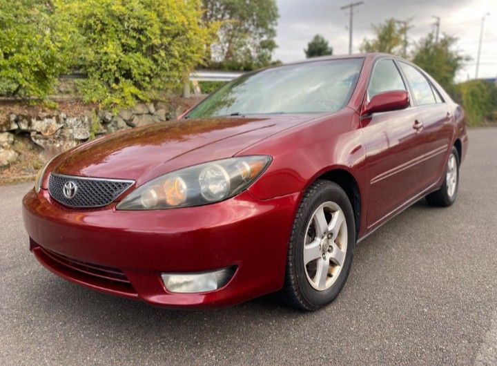 2005 Toyota Camry XLE