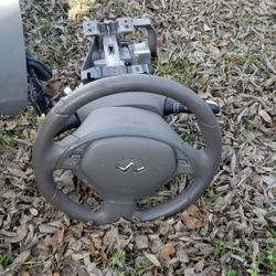 Infiniti G35 , G37, G25 Steering wheel