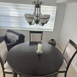 Dining Room Table & Chairs  w/ Matching Serving Table