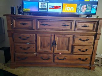 Bedroom Wooden Dresser Set