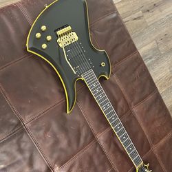 MOCKINGBIRD GUITAR BLACK