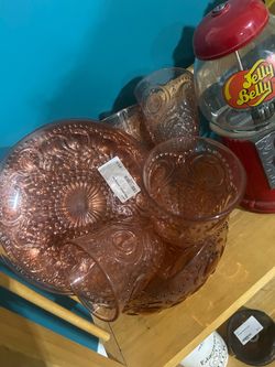 Pink serving set