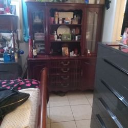 Used Model Desinged Gabinets