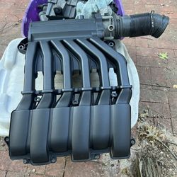 2013 - 2017 Volkswagen 3.6 Intake Manifold 