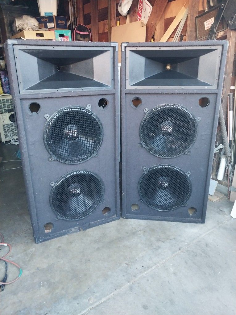 VENDOR AUDIO SPEAKER