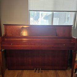 Yamaha Piano M450