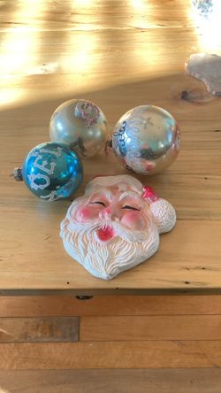Vintage Santa Chalk Art / Ornaments 