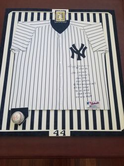 Reggie Jackson signed jersey