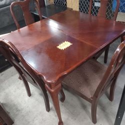 5 Piece Dining Room Table with chairs