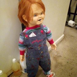 Chucky doll from Puru 