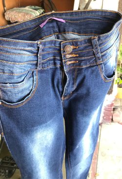 Women’s jeans