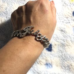 Pretty Bracelet