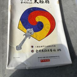 2 Japanese/Korean Flat Fan Hand Held Bamboo Handle Geisha Kimchi. With original box 