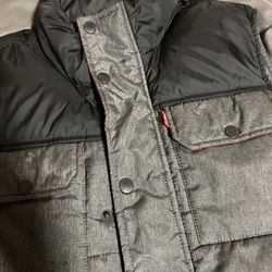 Men’s Levi’s, Gray And Black Size ( L) Vest