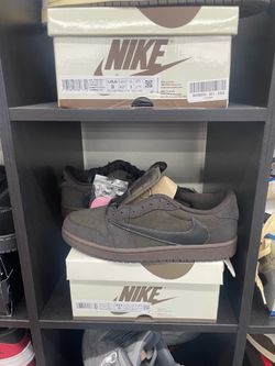 Nike Air Jordan 1 Low OG SP Travis Scott Velvet Brown
