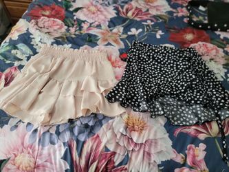 Woman's Sz Med Summer Skirt/Skort