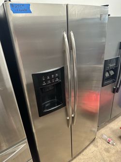GE Profile Stainless Steel Refrigerator W Ice & Water