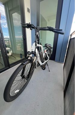 VARUN City Cruiser Electric Bike 26”