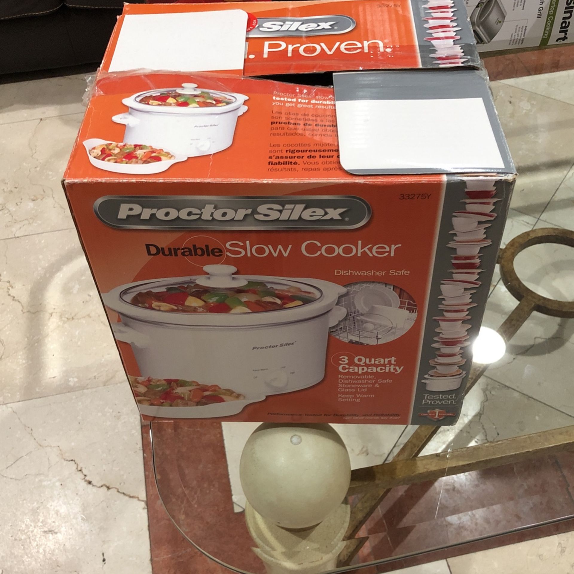 Sale 3 Liter Slow Cooker New Open Box