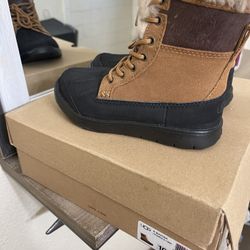 UGG Boots For Kids Size 10