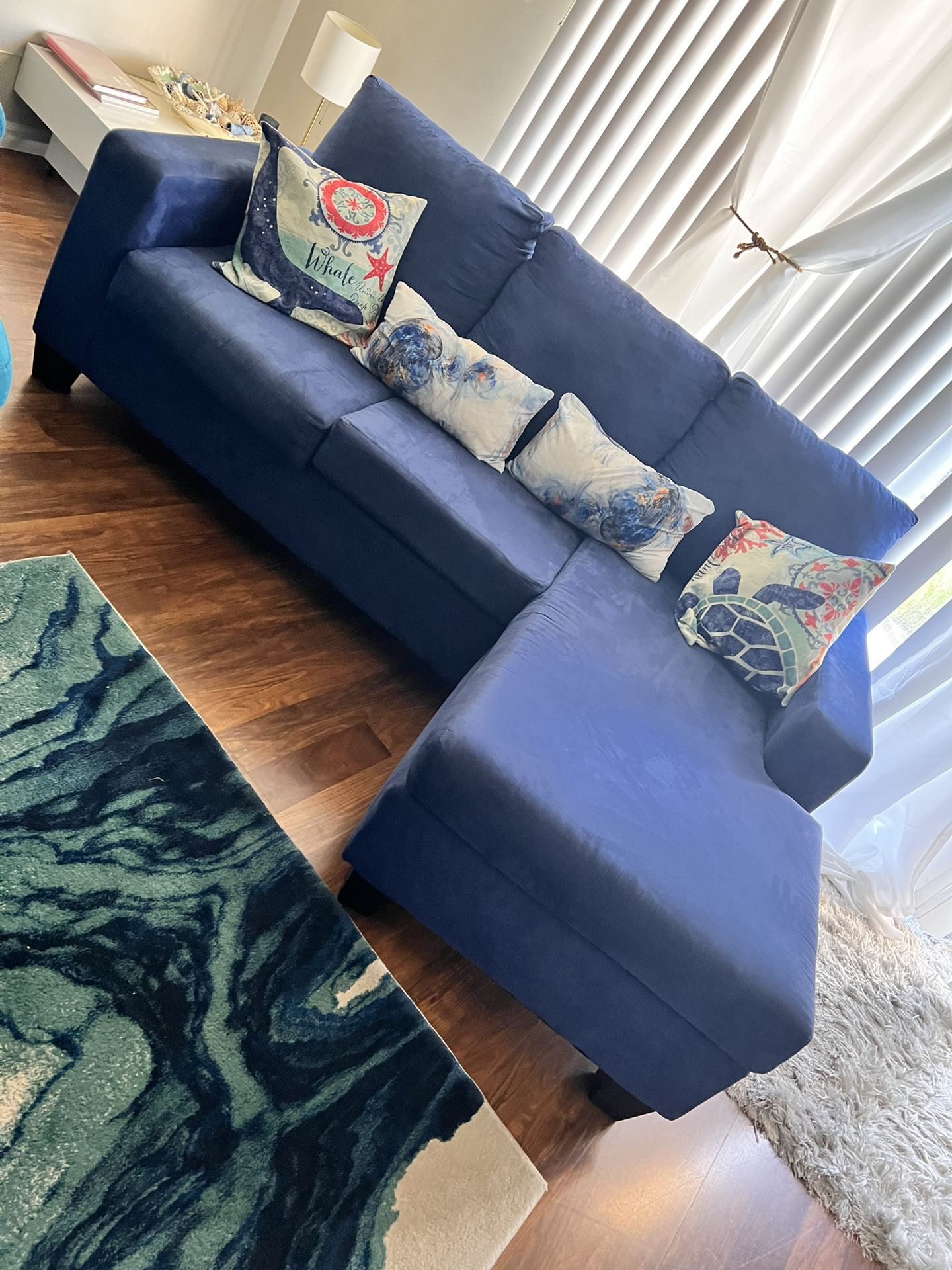 Moving blue couch great condition!
