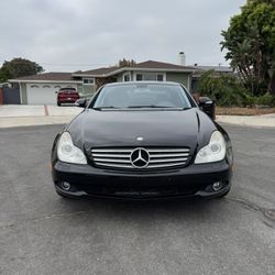 2007 Mercedes-Benz CLS-Class CLS550 4-Door 