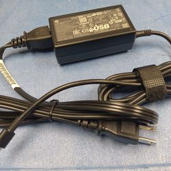 HP ORIGINAL LAPTOP CHARGER, BRAND NEW