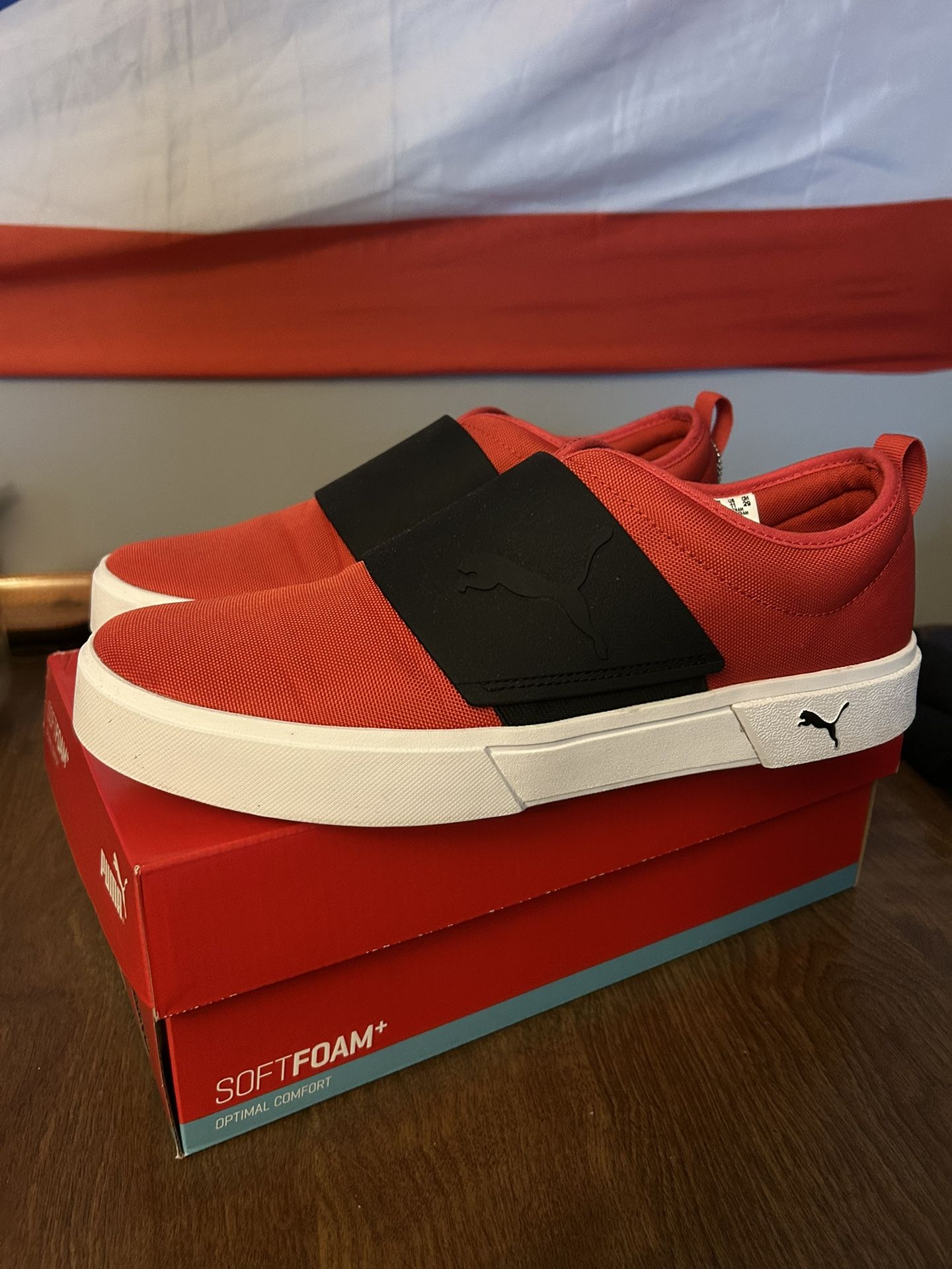 Puma Sneakers