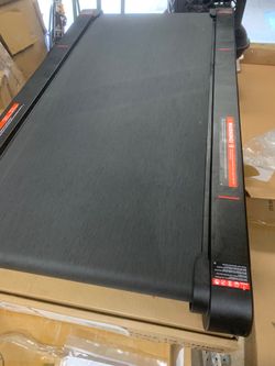 Walking and vibrating pad under desk