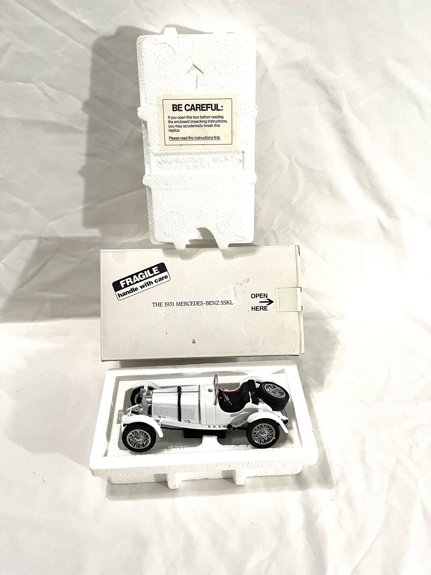 Mint condition 1980s issue (Danbury) 1/24 Diacast 1931 Mercedes-Benz