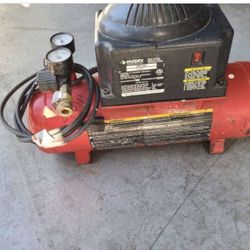 2 Gallon Air Compressor 