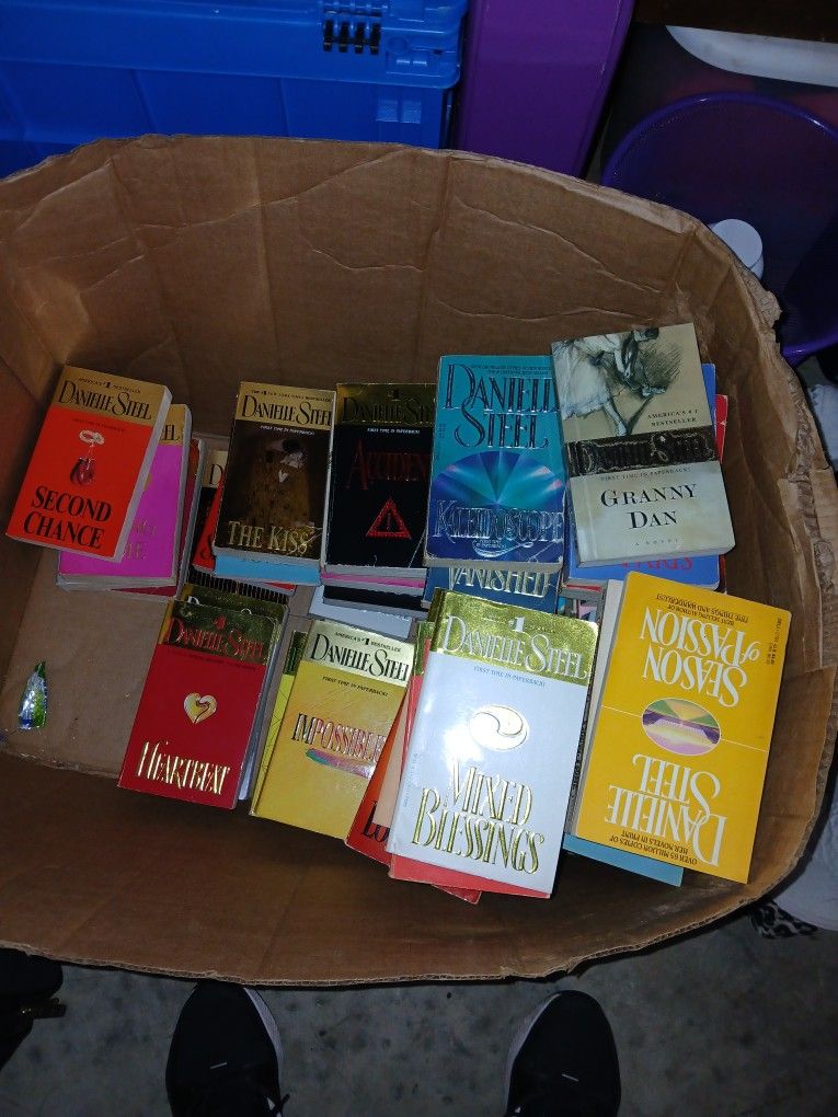 Danielle Steel Books  Whole Box