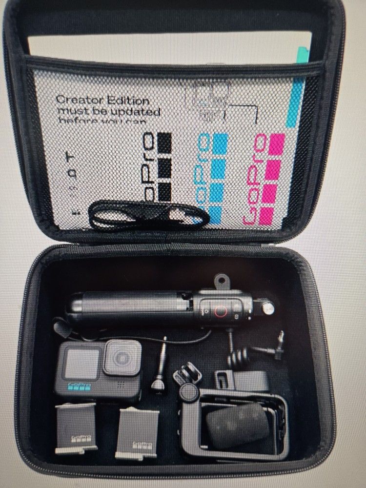 GoPro 11 Black Creator Bundle