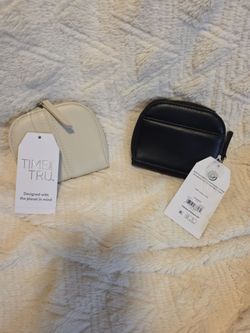 Womans card holder wallet