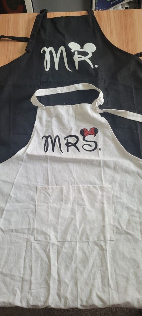 Mr. and Mrs. Mickey And Minnie Apron 