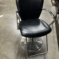 black styling chair