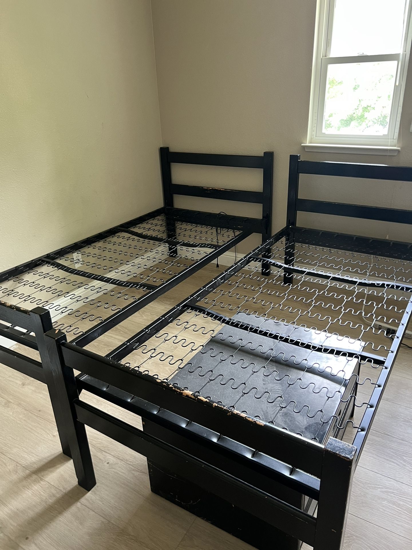 2 twin bed frames for Sale in Fresno, CA OfferUp