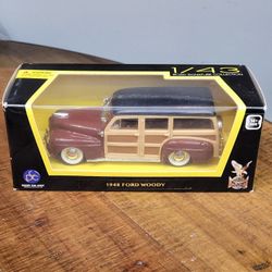 Road Signature 1948 Ford Woody 1:43 Scale Diecast