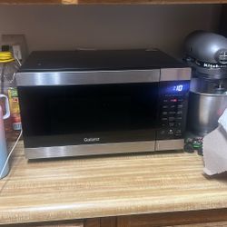 Microwave / Air Fryer 