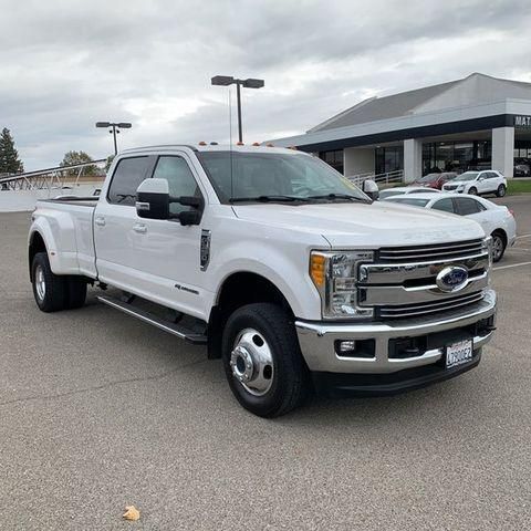 2017 Ford Super Duty F-350 DRW