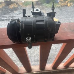 Conpresor De Aire Acondicionado De Ford Explorer 2013 