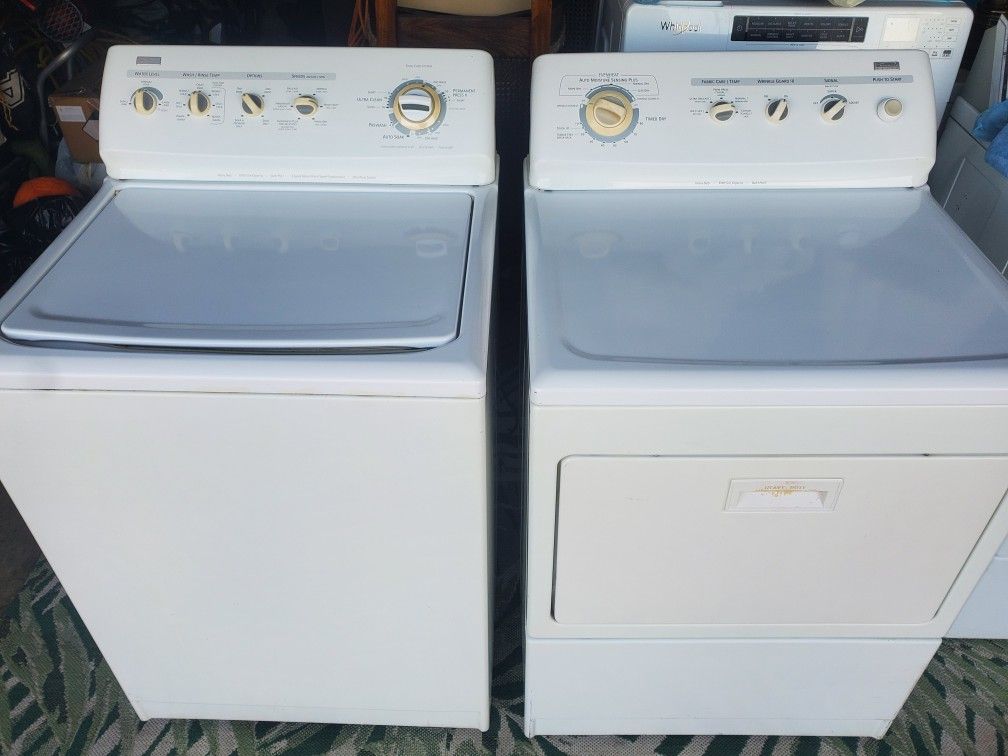 Set Of Kenmore Washer N Gas Dryer