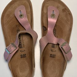 Sandals BIRKENSTOCK AUTHENTIC LIKE NEW. Size 39. Kendall Area Pick Up 