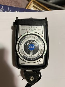 Gossen Luna-Pro SBC light meter. 