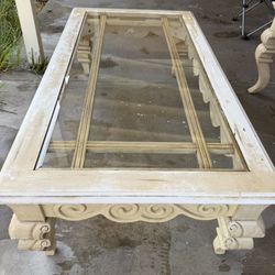 Matching Coffee & End Table Set! Only $10 For Both! 