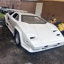 1986 Lamborghini Countach Replica 